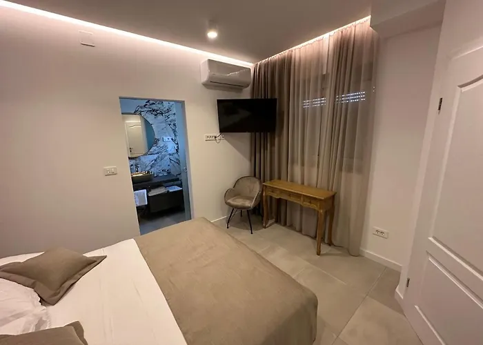 & Iris Apartment Zadar